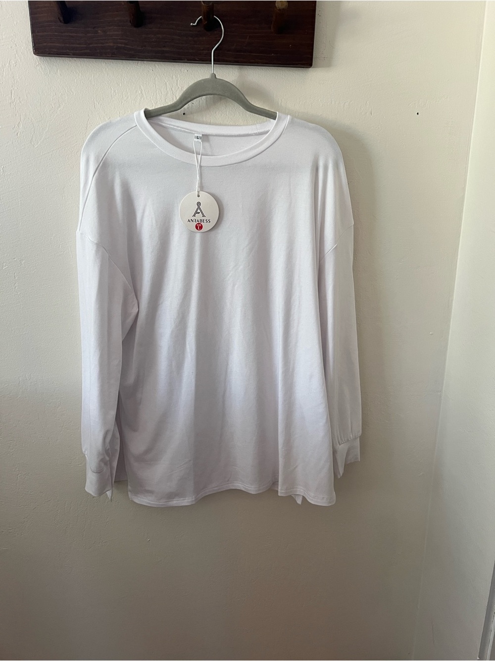White Long-Sleeve Crewneck Shirt - Womens